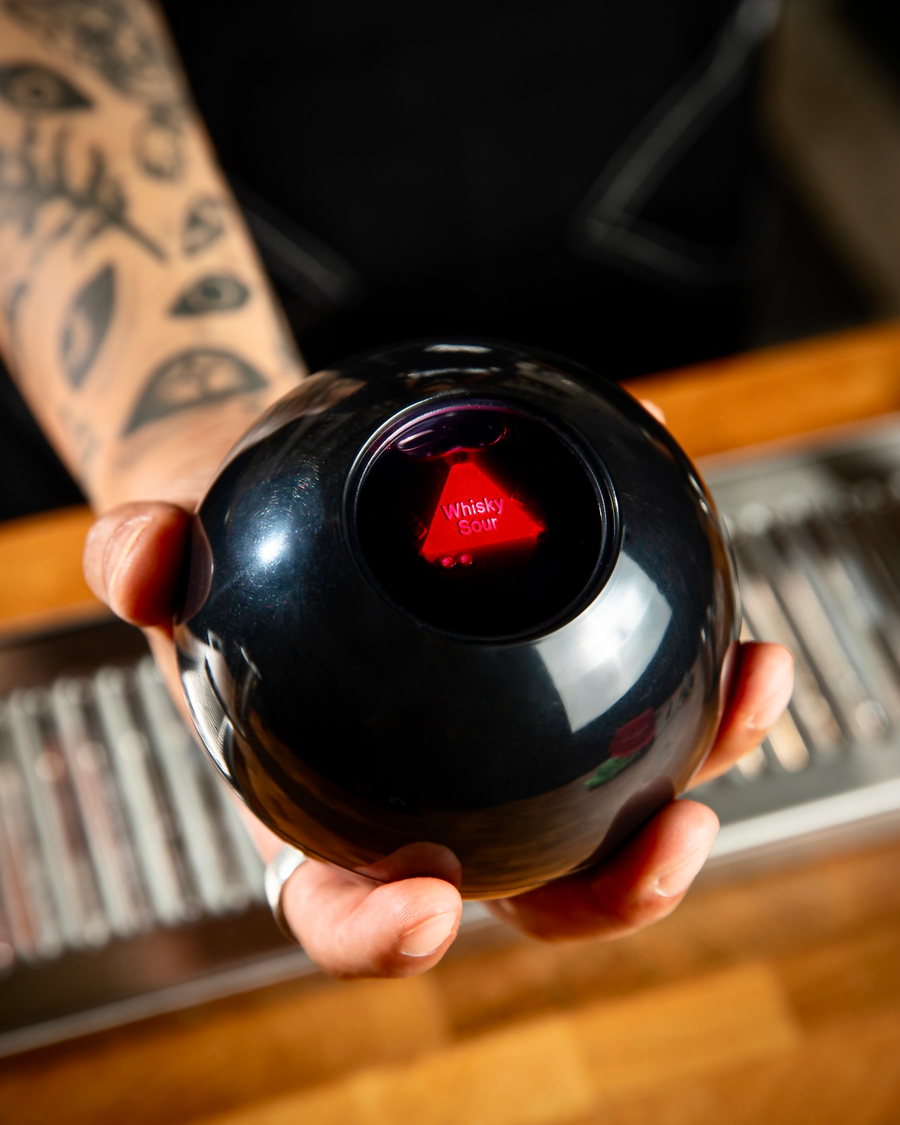 Classic 8 Ball